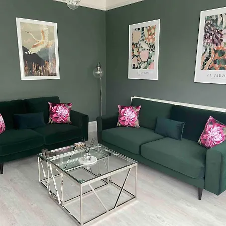 Quadrant Centre Of Free Parking Apartment